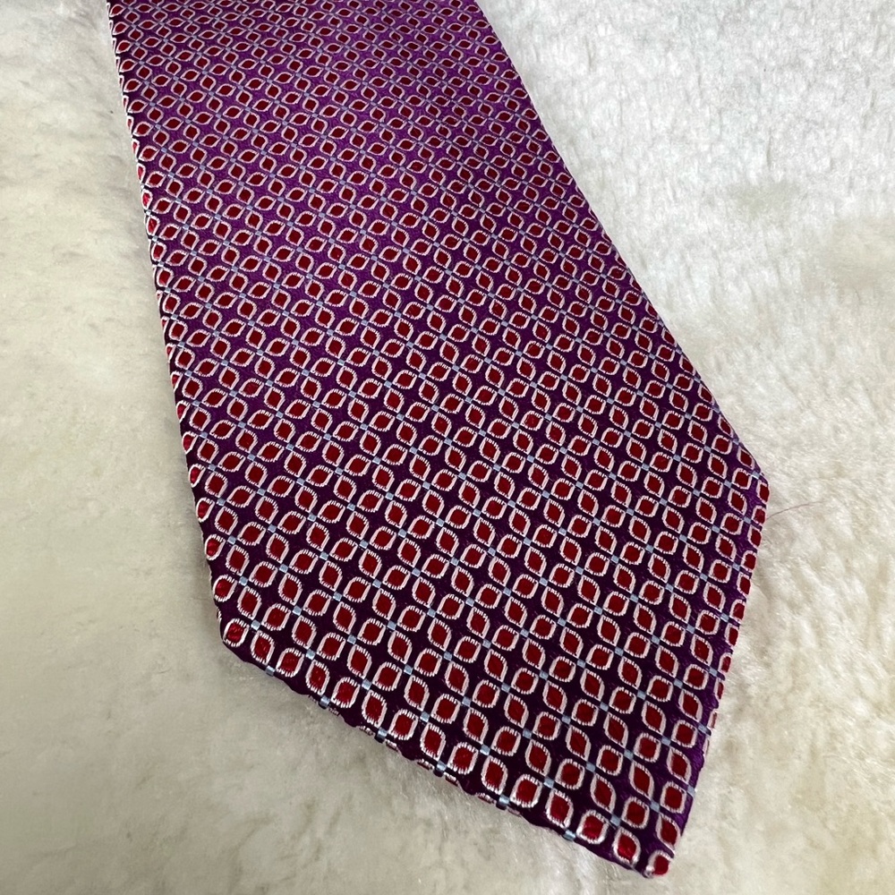 Hugo Boss Purple and Red 100% Silk Tie